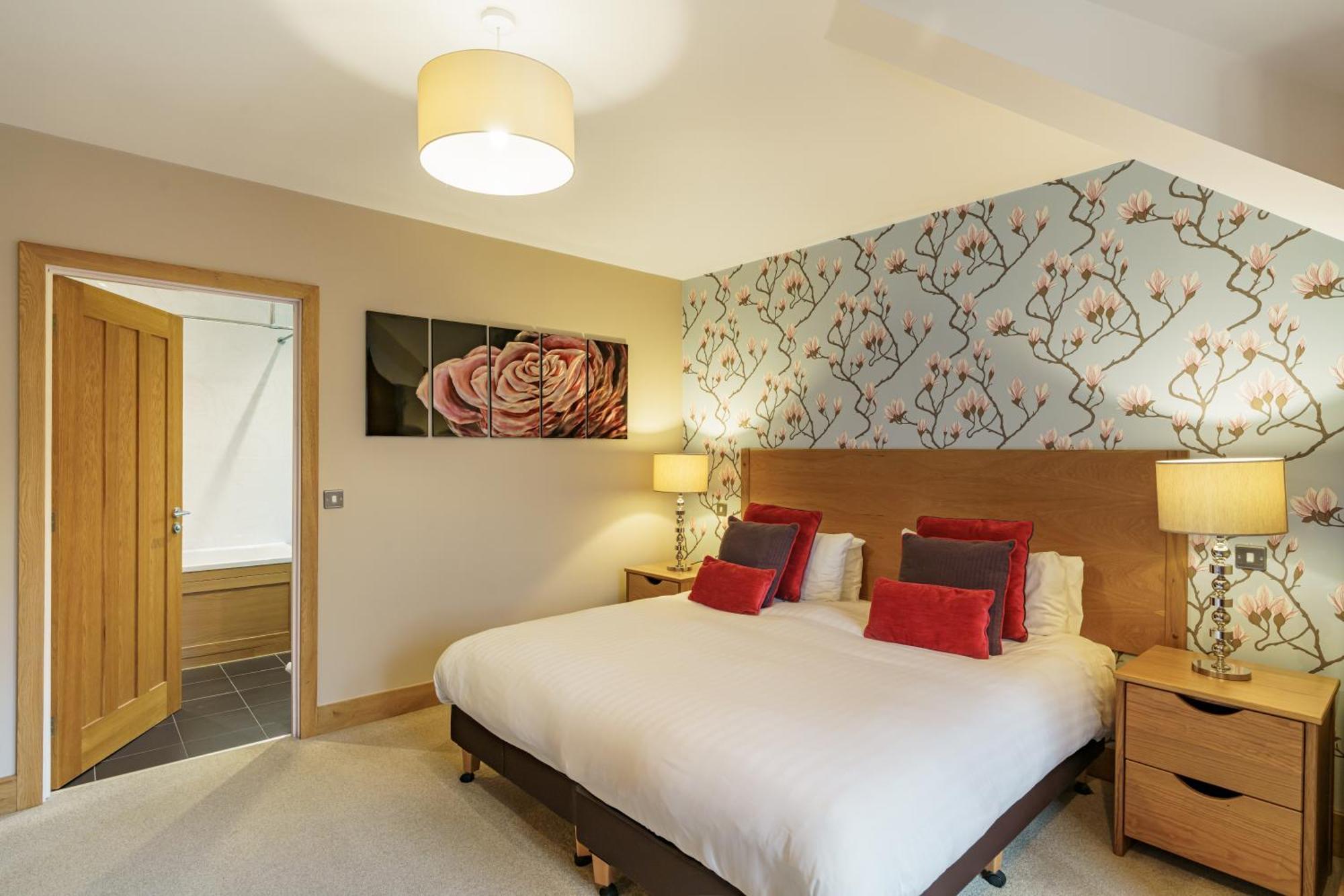 Lakeland Apartment At Windermere Marina Village Боунес-он-Уиндермер Экстерьер фото